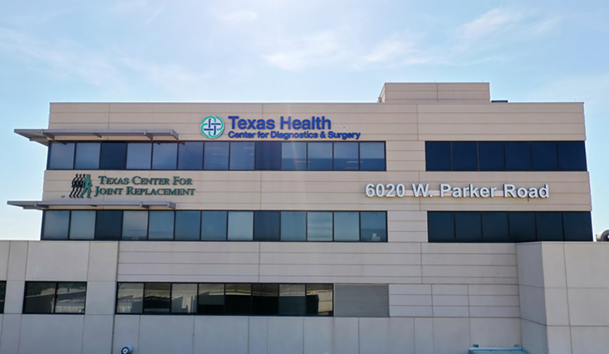 Dr. Siddiqi is affiliated with the Texas Center for Joint Replacement